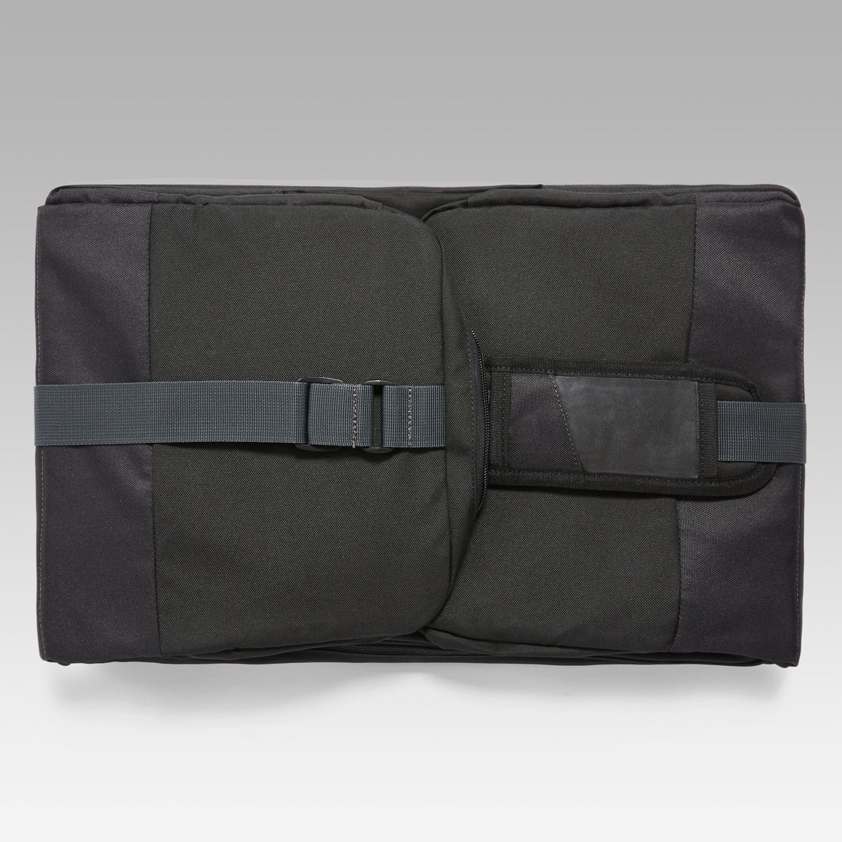 sports_bag_45L_hardcase_black